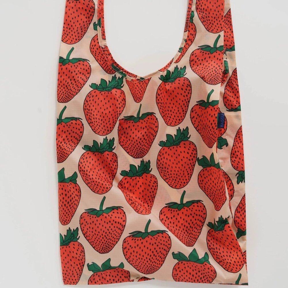 NWT Big Baggu - Strawberry
